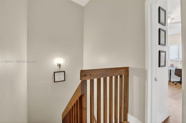 4283 S Pine Island Rd, Davie, FL 33328