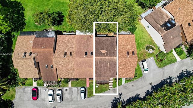 4283 S Pine Island Rd, Davie, FL 33328