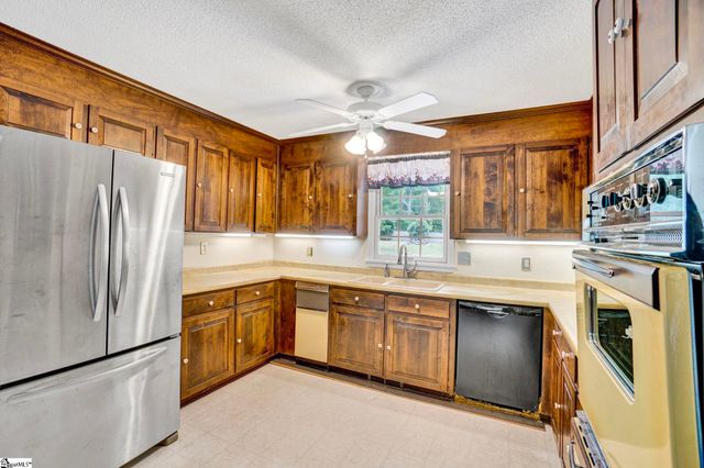 18 Patrol Club Road, Greenville, SC 29609