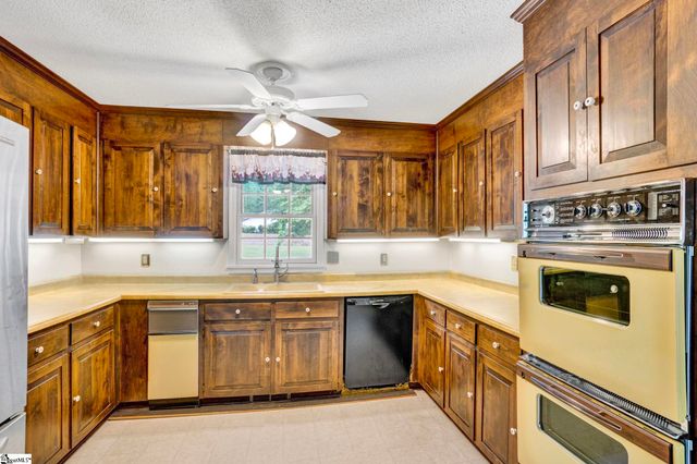 18 Patrol Club Road, Greenville, SC 29609