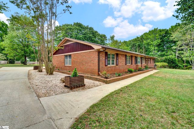 18 Patrol Club Road, Greenville, SC 29609