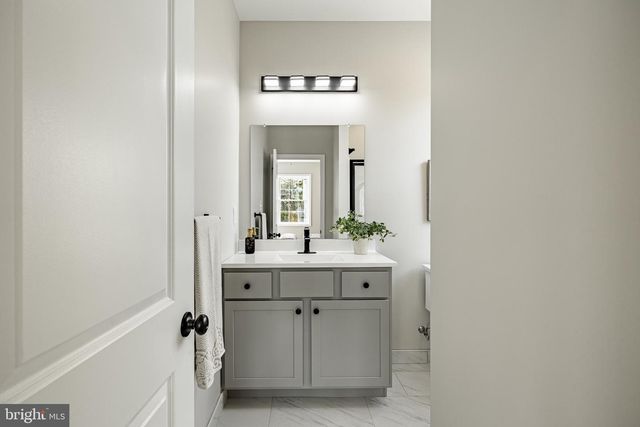 523 GROVE ST, Bridgeport, PA 19405