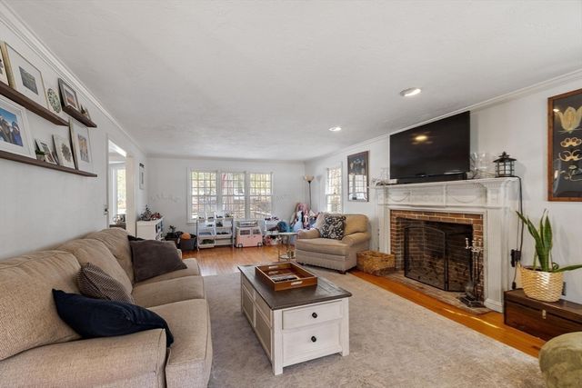 92 Prospect Street, Lunenburg, MA 01462