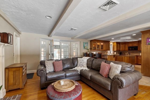 92 Prospect Street, Lunenburg, MA 01462