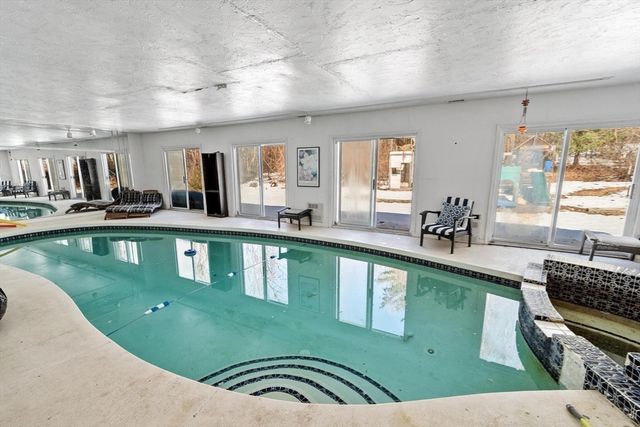 92 Prospect Street, Lunenburg, MA 01462