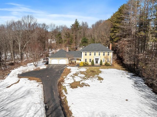 92 Prospect Street, Lunenburg, MA 01462