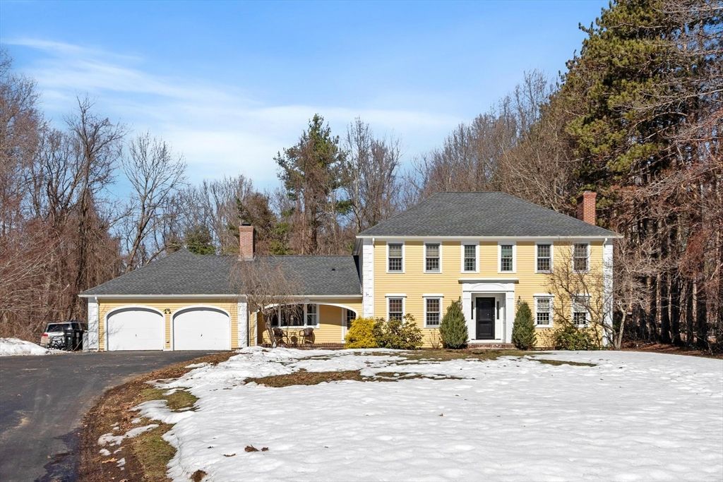 92 Prospect Street, Lunenburg, MA 01462