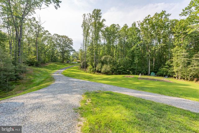 9605 PEPPERTREE RD, Spotsylvania, VA 22553