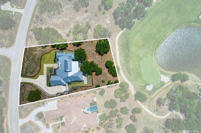 3480 CLUBS DR, Boerne, TX 78006