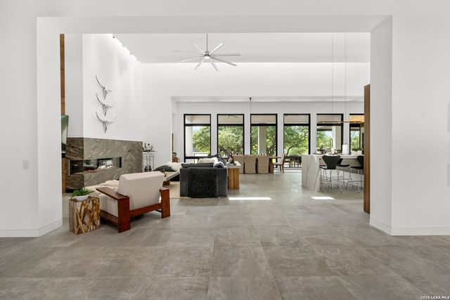 3480 CLUBS DR, Boerne, TX 78006