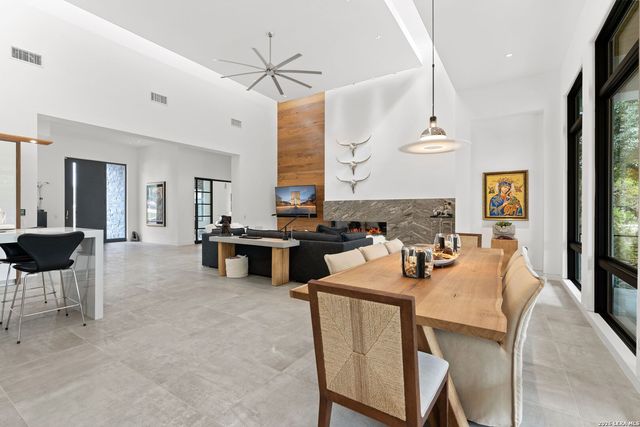 3480 CLUBS DR, Boerne, TX 78006