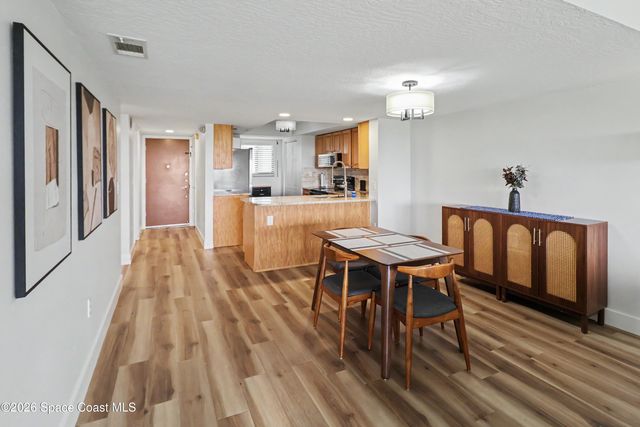 55 N 4th Street 103, Cocoa Beach, FL 32931