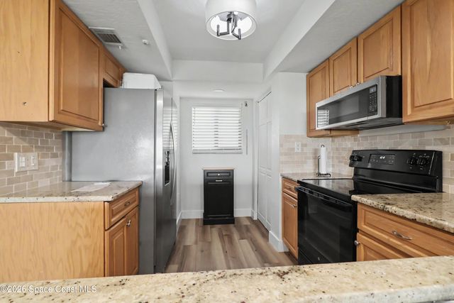 55 N 4th Street 103, Cocoa Beach, FL 32931