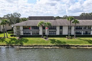 33 Plantation Drive 205, Vero Beach, FL 32966
