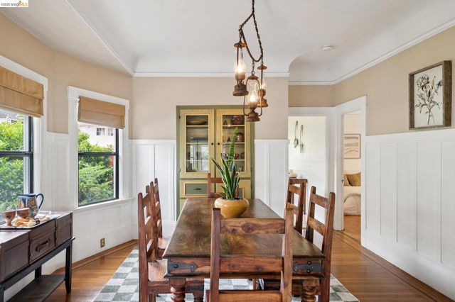 892 Laurel Street, Alameda, CA 94501