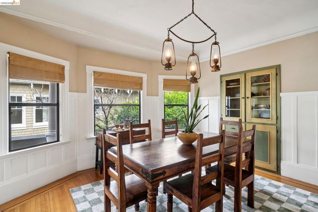 892 Laurel Street, Alameda, CA 94501