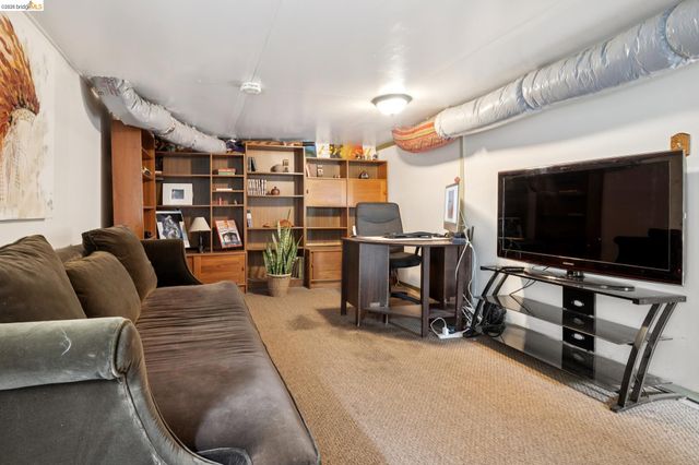 892 Laurel Street, Alameda, CA 94501
