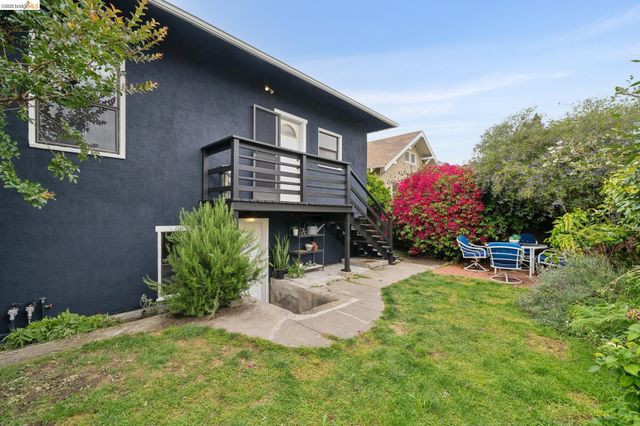 892 Laurel Street, Alameda, CA 94501