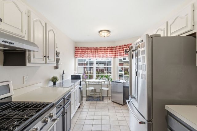 1403 Moonlight Ct, Washington Twp., NJ 07840