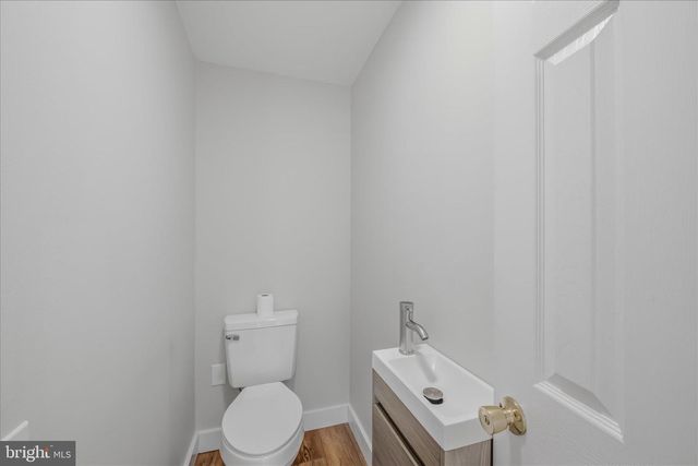 254 OLD MILL MANOR DR, Berkeley Springs, WV 25411