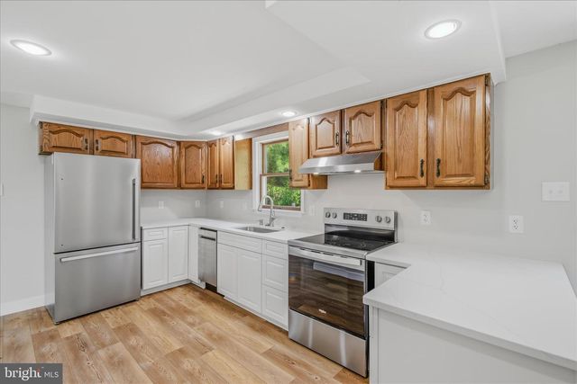 254 OLD MILL MANOR DR, Berkeley Springs, WV 25411