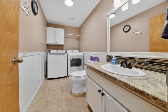 18520 E 9th Ct, Spokane Valley, WA 99016