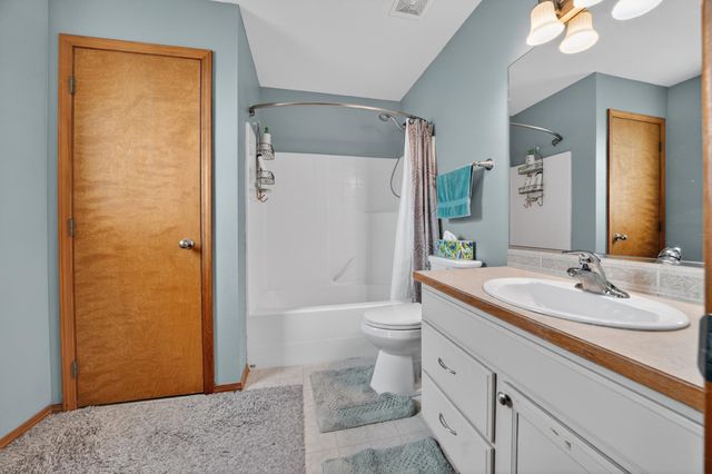 18520 E 9th Ct, Spokane Valley, WA 99016