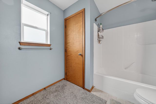 18520 E 9th Ct, Spokane Valley, WA 99016