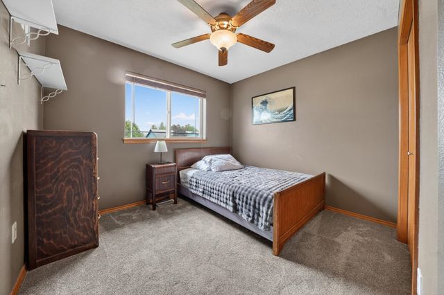 18520 E 9th Ct, Spokane Valley, WA 99016