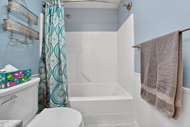 18520 E 9th Ct, Spokane Valley, WA 99016
