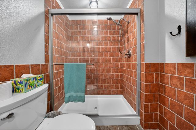 18520 E 9th Ct, Spokane Valley, WA 99016