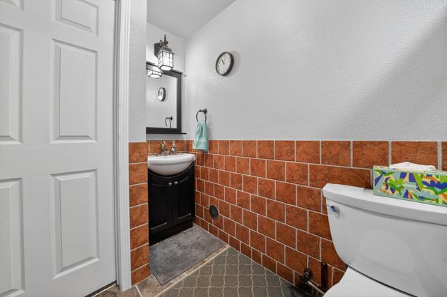 18520 E 9th Ct, Spokane Valley, WA 99016