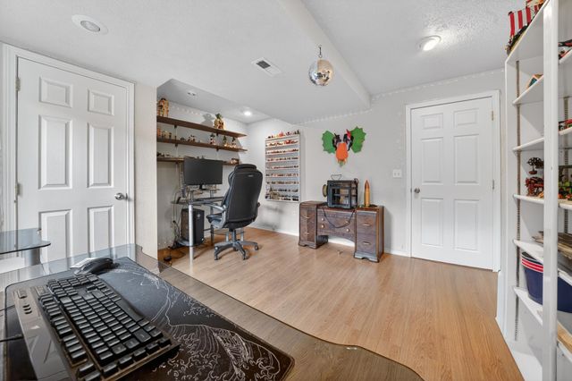 18520 E 9th Ct, Spokane Valley, WA 99016