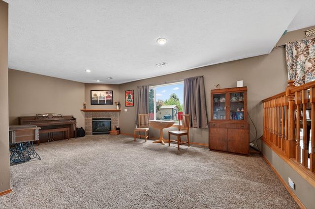 18520 E 9th Ct, Spokane Valley, WA 99016