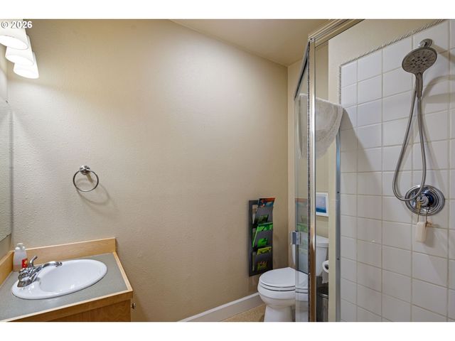 1797 CRAIGMONT Ave, Eugene, OR 97405