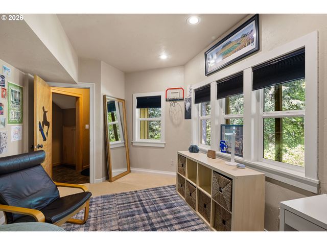 1797 CRAIGMONT Ave, Eugene, OR 97405