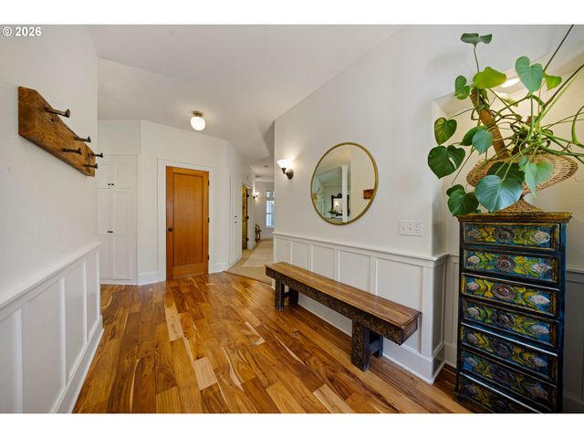 1797 CRAIGMONT Ave, Eugene, OR 97405