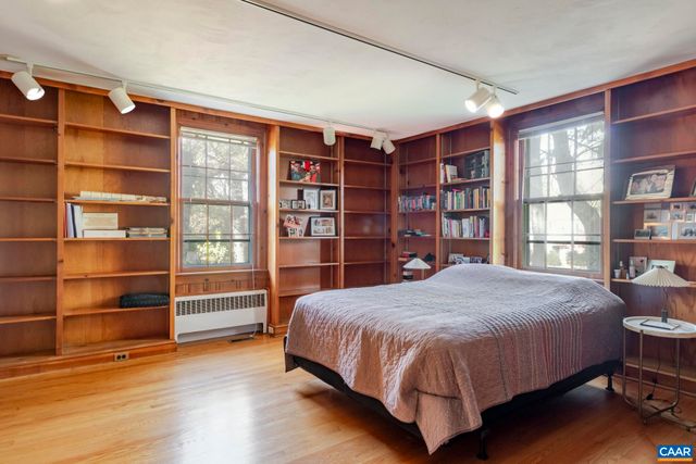 114 BOLLINGWOOD RD, Charlottesville, VA 22903