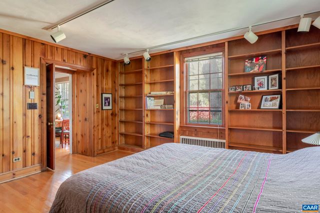 114 BOLLINGWOOD RD, Charlottesville, VA 22903