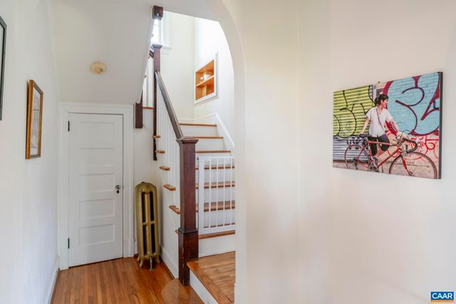 114 BOLLINGWOOD RD, Charlottesville, VA 22903