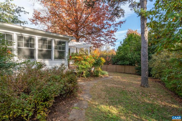 114 BOLLINGWOOD RD, Charlottesville, VA 22903