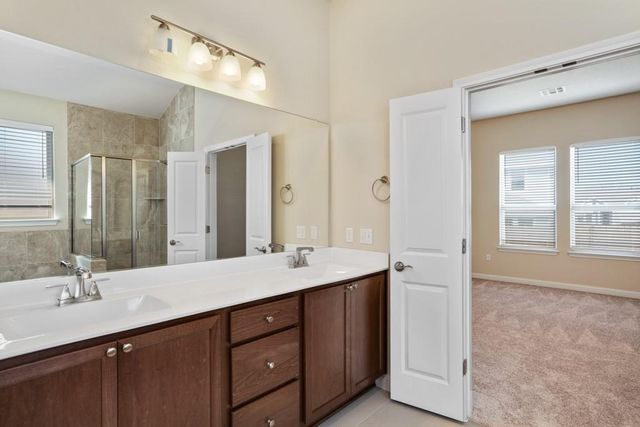 8202 Dampton LN, Austin, TX 78744