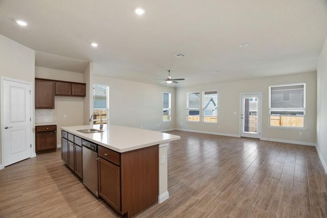 8202 Dampton LN, Austin, TX 78744