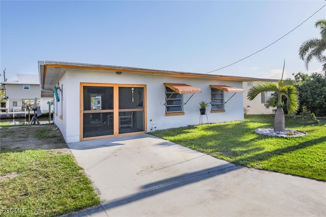 11494 May ST, Matlacha, FL 33993