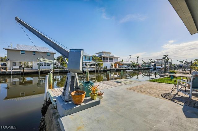 11494 May ST, Matlacha, FL 33993