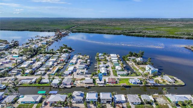 11494 May ST, Matlacha, FL 33993