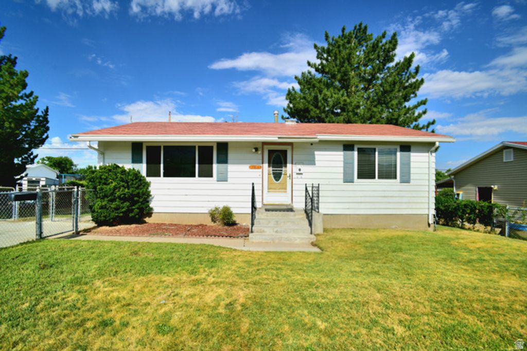 367 OVERLAND RD, Tooele, UT 84074 — exterior