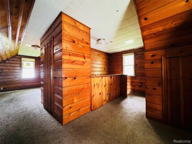 18732 GREENVIEW Avenue, Detroit, MI 48219