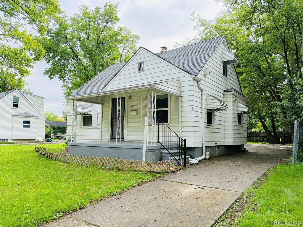 18732 GREENVIEW Avenue, Detroit, MI 48219