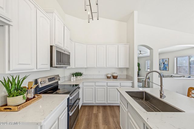 8542 W CORDES Road, Tolleson, AZ 85353